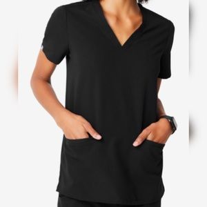 Figs three pocket scrub top